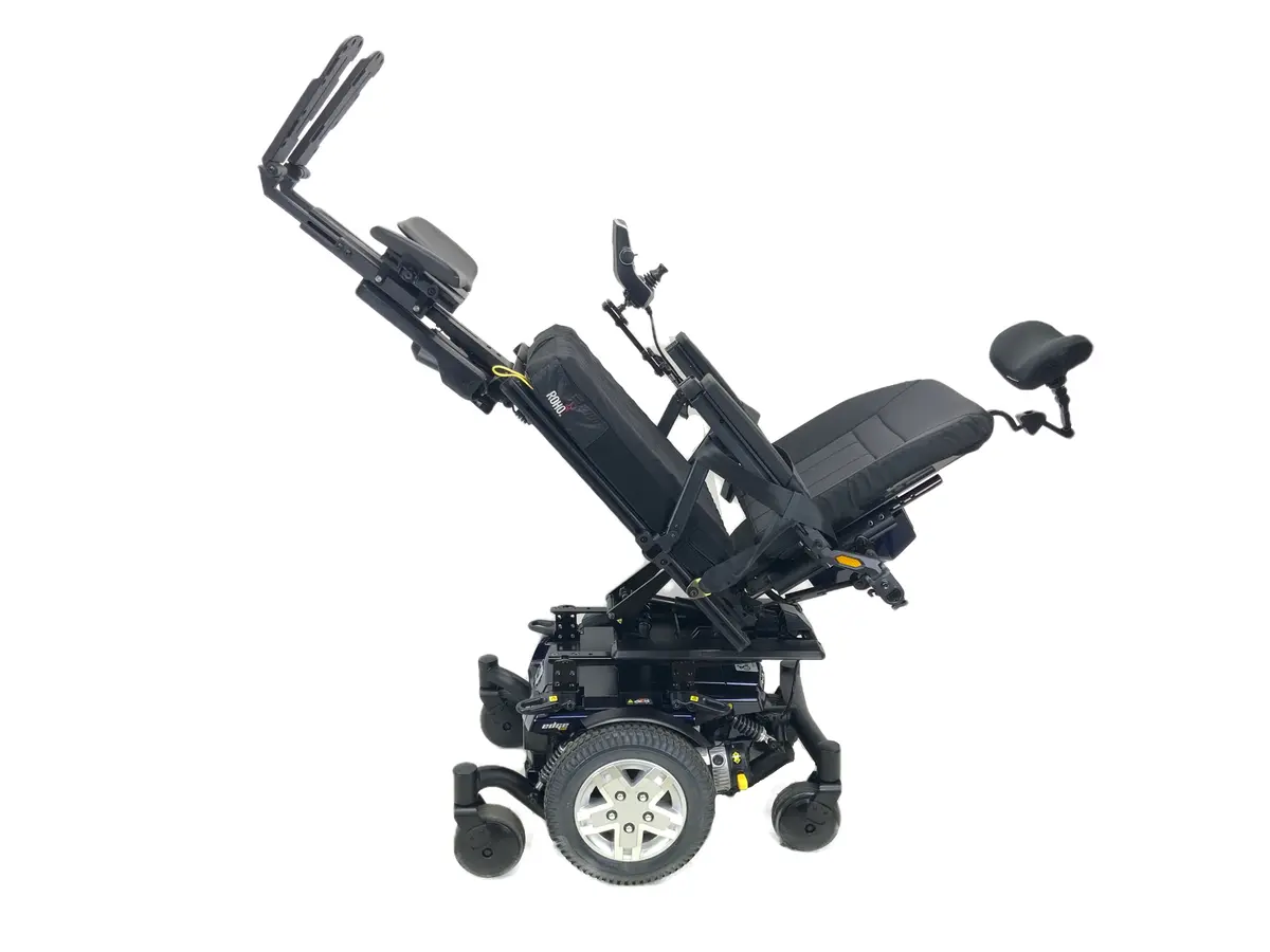 2018 Pride Mobility Quantum Q6 Edge Hd Bariatric Heavy Duty Power Chair | 19" X 21" Seat |  Tilt, Recline, Power Legs | 450 Lbs. Limit 1