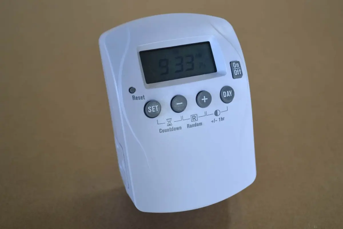 Heat System Timer (7-Day Programmable Timer) 1