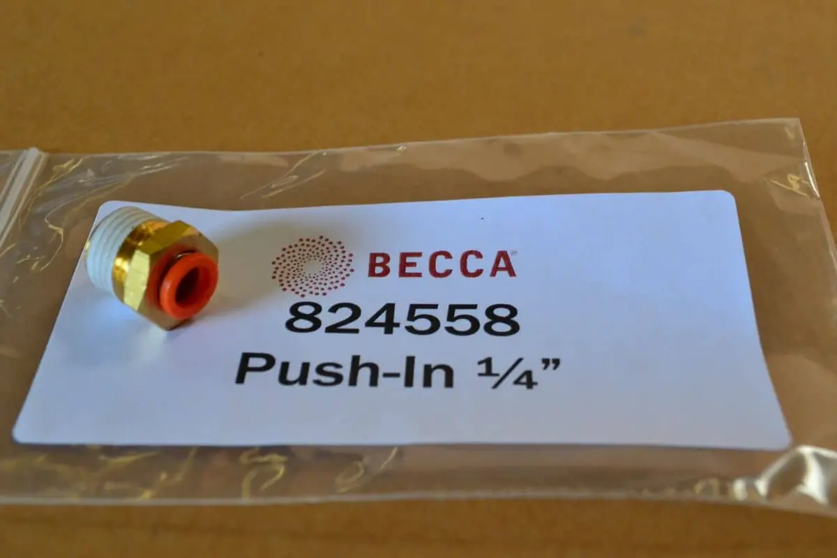 Push-In Compression Fitting  ¼” Npt X ¼” Tube Brass 1