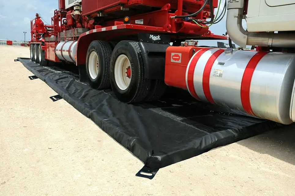 Ultratech Ultra-Containment Berm® - Foam Wall Model (4-Inch Walls) - Pvc 22 Oz. 1