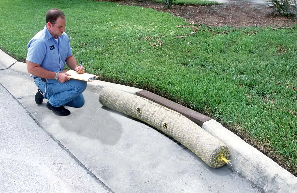 Ultratech Ultra-Gutter Guard® 1