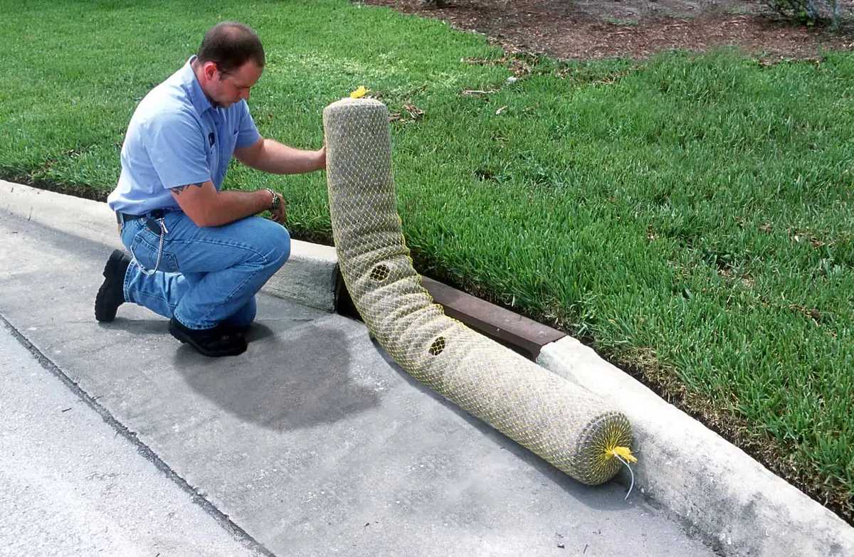 Ultratech Ultra-Gutter Guard® 2