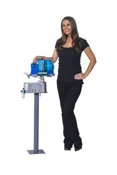Pro-Shaker With Pedestal 1