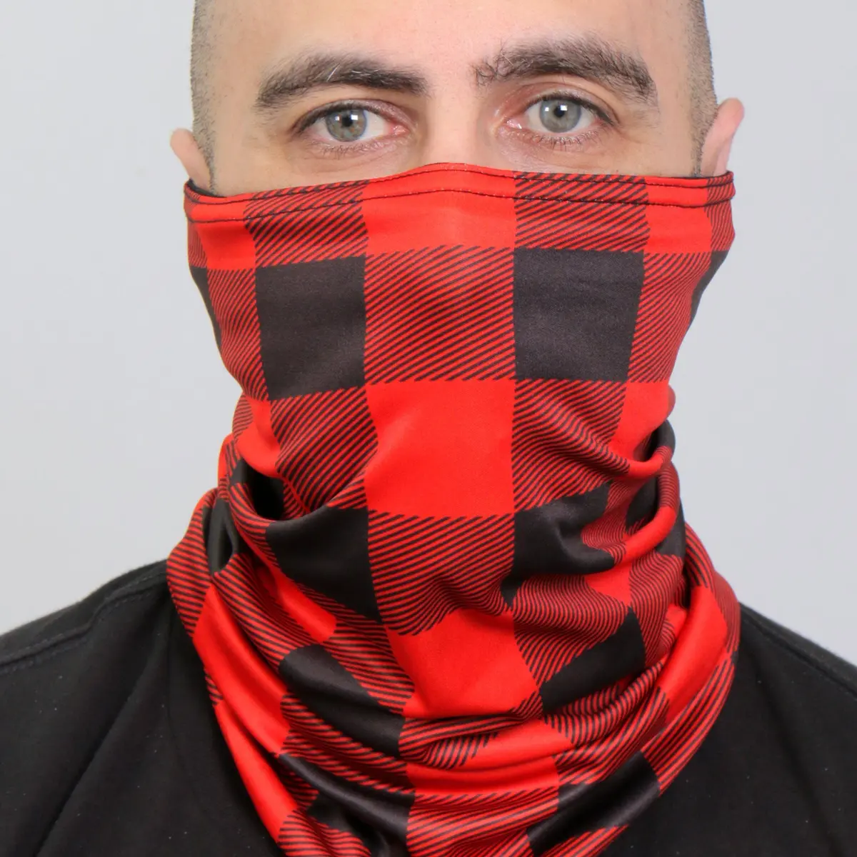 Hwn2022 Red & Black Plaid Neck Gaiter 1