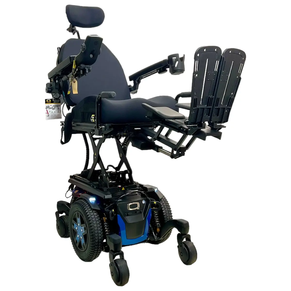 Mint Condition 2023 Pride Mobility Quantum Q6 Edge 3 Power Chair | 18 X 19 Inch Seat | Ilevel Seat Elevate | Only 2 Miles! 2
