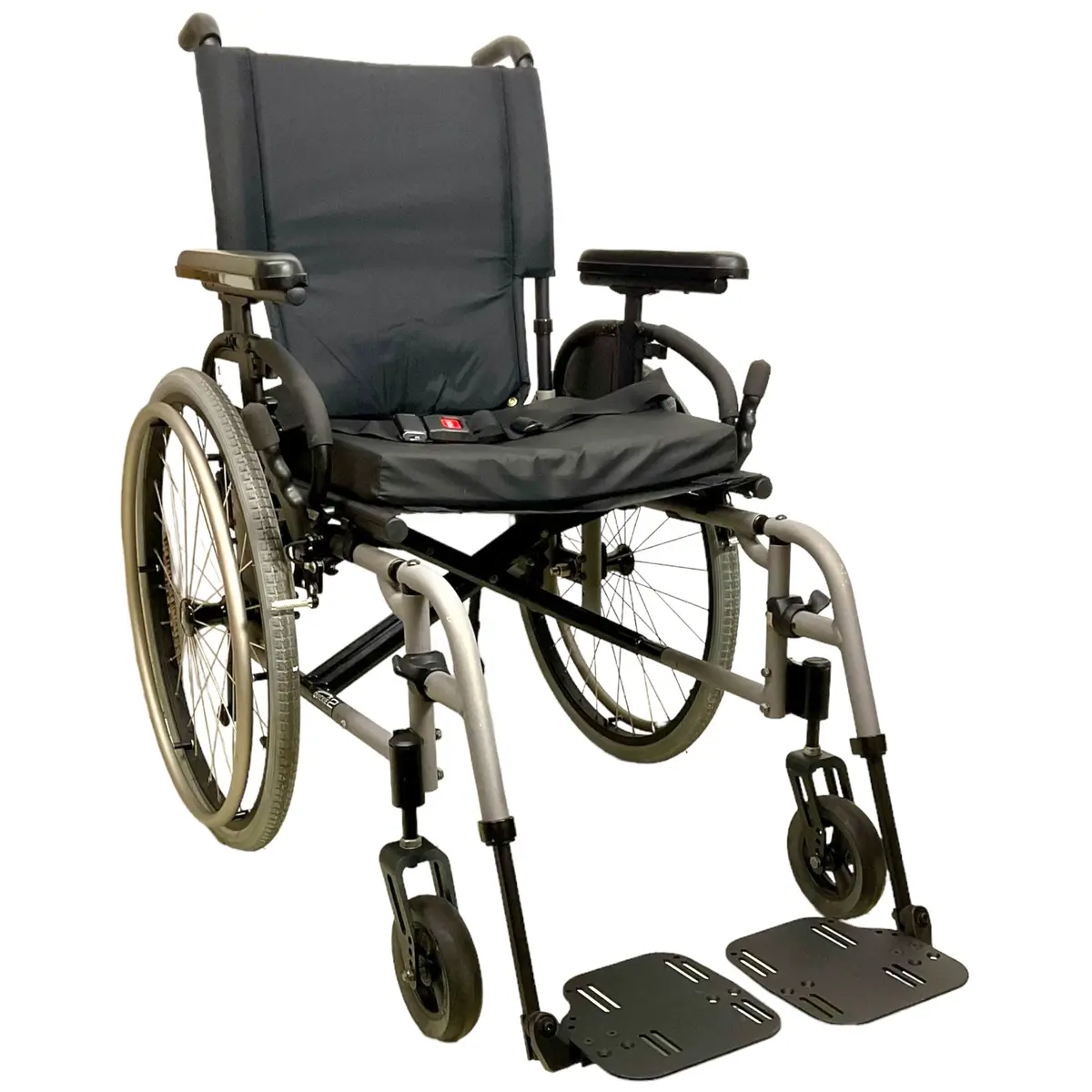 2021 Sunrise Medical Quickie 2 Folding Manual Wheelchair | 18 X 18 Inch Seat | Swing-Away Leg Rests 1