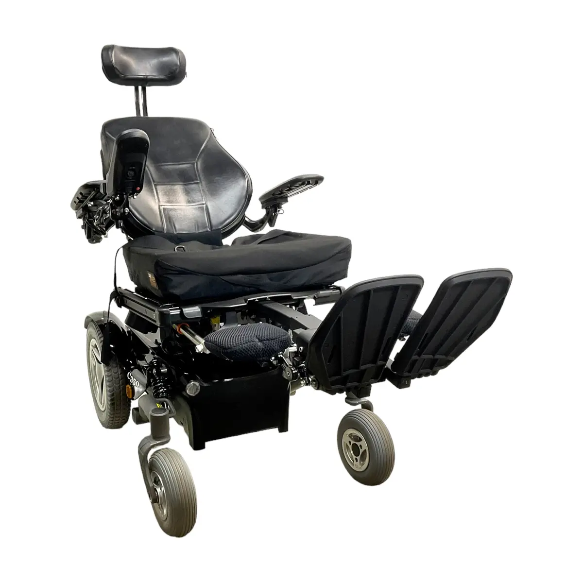 Permobil C350 Power Chair | 19 X 18 Inch Seat | Tilt, Recline, Power Extending Legs 1