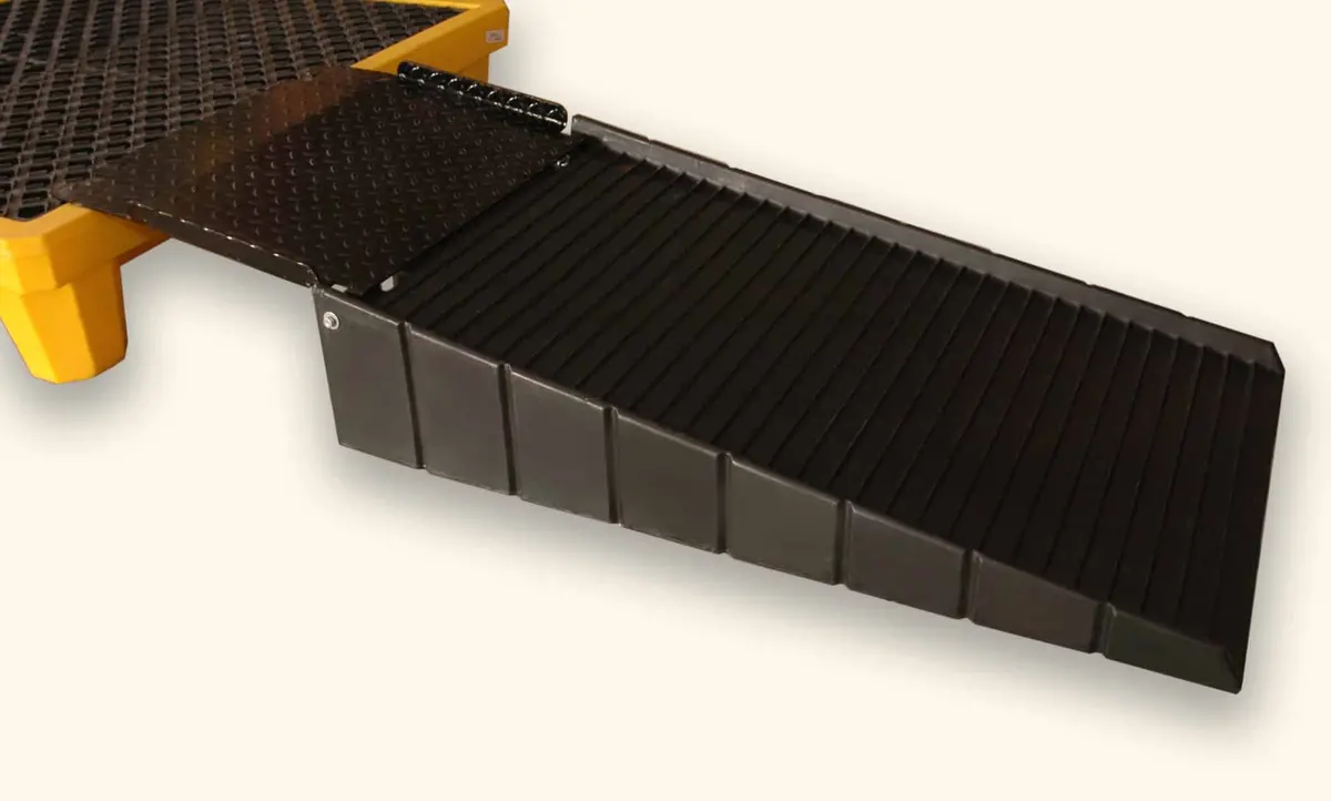 Ultratech Ultra-Spill Pallet Ramp For P1 Plus, And P4 Pallets (Excluding P4 Plus) 1
