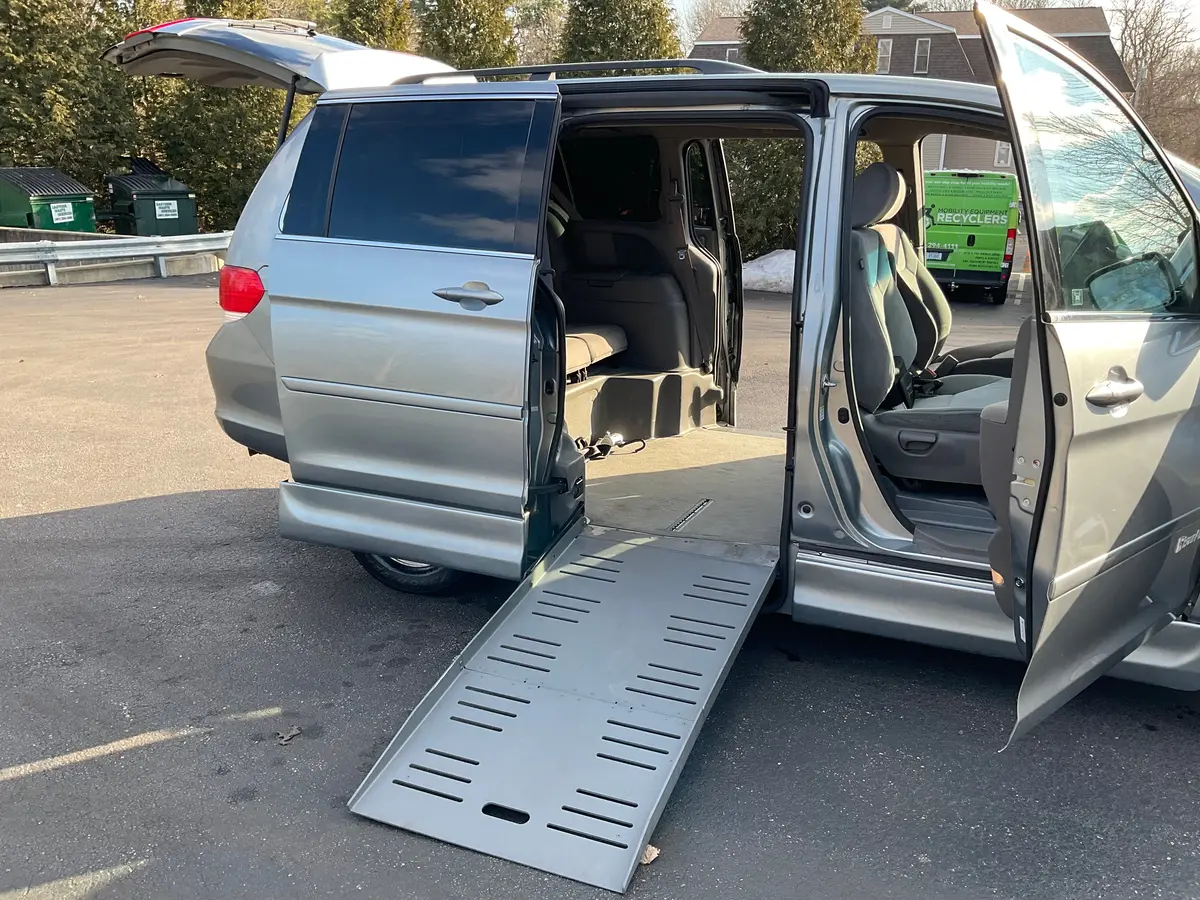 2010 Honda Odyssey Wheelchair Accessible Van By Braunability | 36,166 Miles | 1000 Lbs Ramp Capacity | *Local Pickup Only* 1