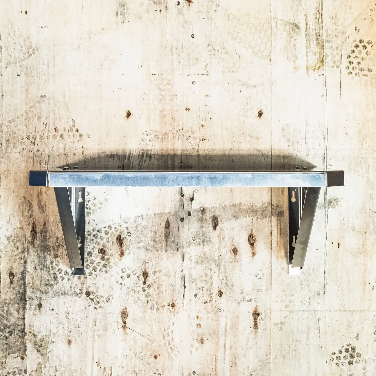 Gullys Garage Shelf 10" X 20" 1