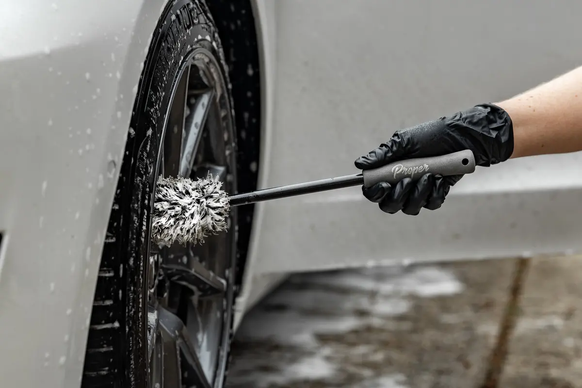 Proper Detailing Wheel Brush Set 1