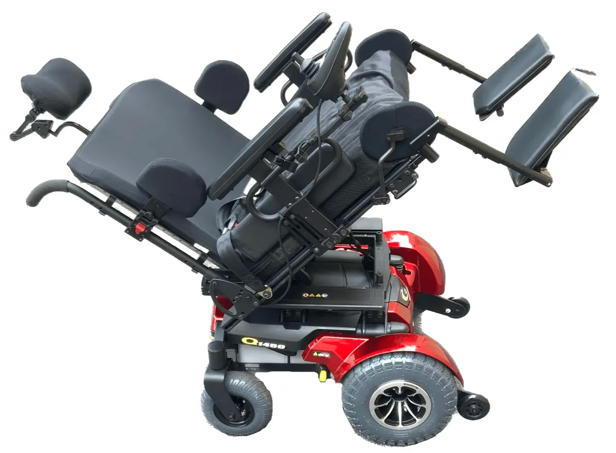 Pride Mobility Quantum 1450 Heavy Duty Bariatric Power Chair | 600 Lbs. Limit | Tilt | 28" X 25" Seat 1