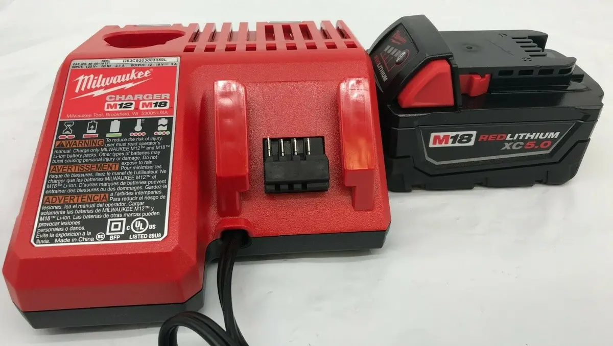 M18™ Redlithium™ Xc5.0 Starter Kit, 12 V And 18 V, Lithium-Ion 2