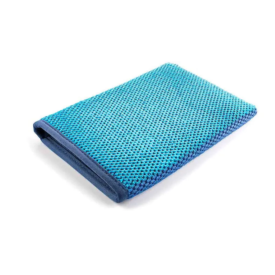 The Rag Company - Ultra Clay Mitt 1