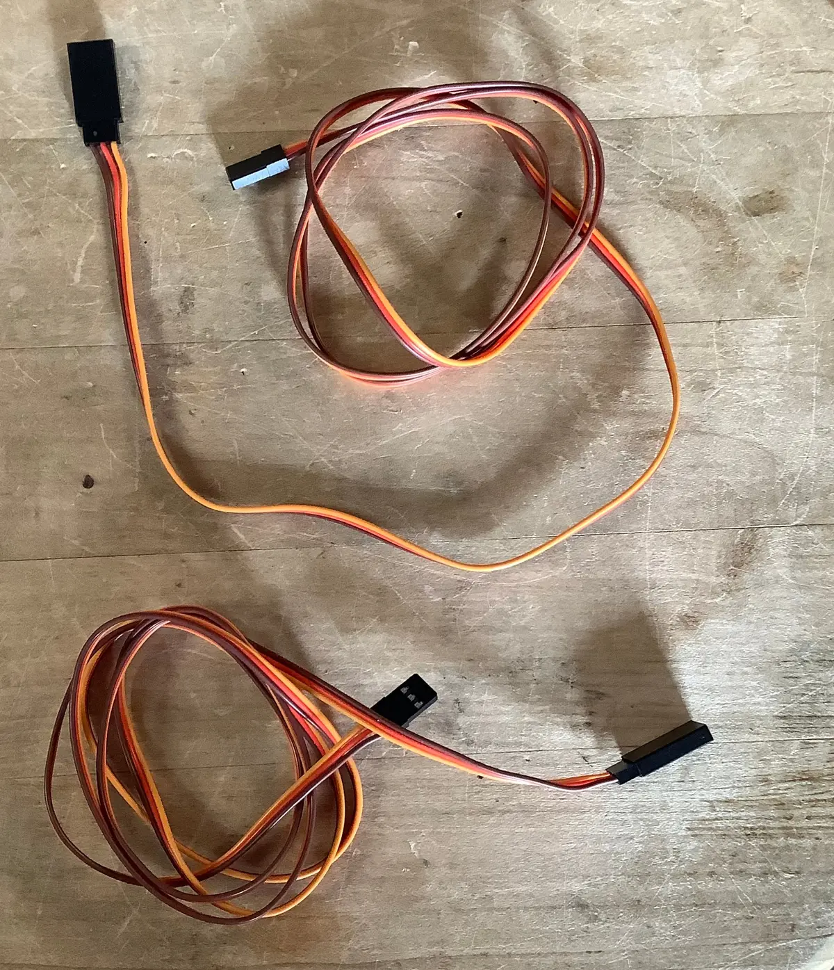 40 Inch Servo Extensions (2 Pieces Included) 1